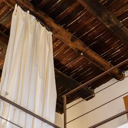 Cuore Dei Tribunali - Apartamento *
