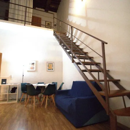 Cuore Dei Tribunali - * Naples